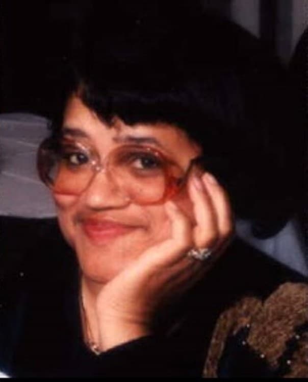 Gloria Jolly - Treasurer